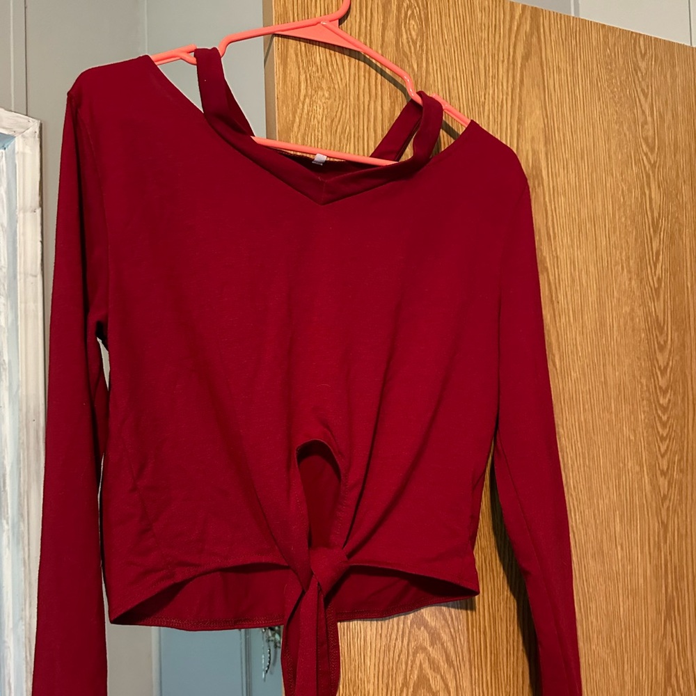 Off the shoulder cropped long sleeve top with knotted tie in front
